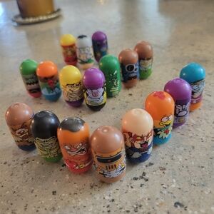 Mighty Beanz Mixed Lot of 18 Weighted Bean Toys Assorted Kids Boys Game Figures